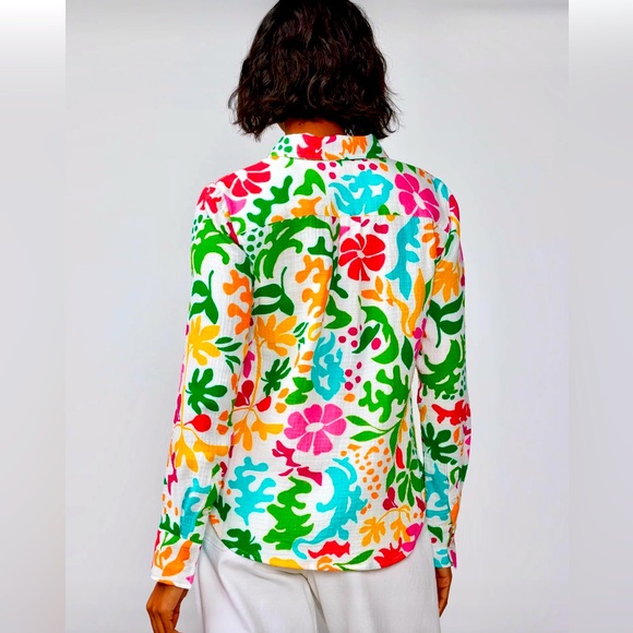 Vibrant Floral LS button down - Picture 3 of 4